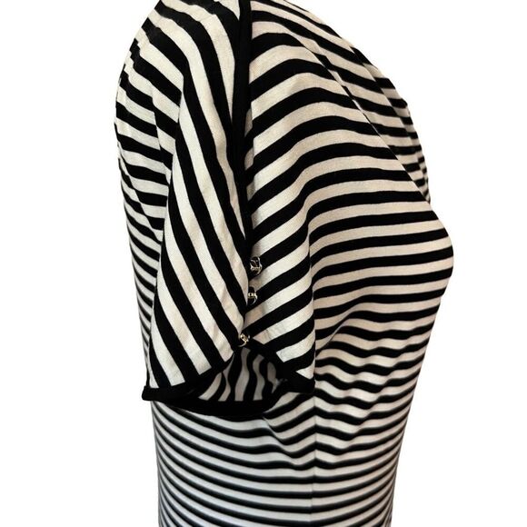 Calvin Klein Black and White Stripe Knit Dress. Size 6. Great Condition!! - Picture 5 of 12